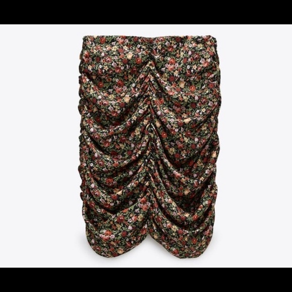 NEW Zara Floral Print Draped Ruched Mini Skirt XS - Picture 2 of 4